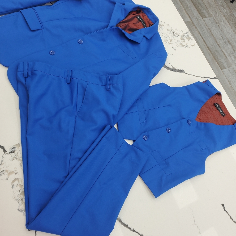 Boys Formal Suite Size 10T // Pre Loved